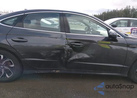 2025 Hyundai Sonata Sel z USA, uszkodzony, nr VIN KMHL64JA9SA478372